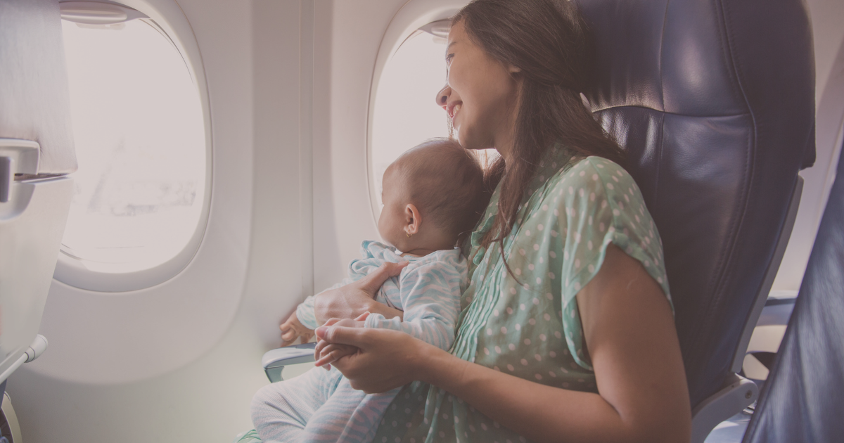 voyager avec bébé en train, en voiture, en avion ou en bateau, conseils concrets