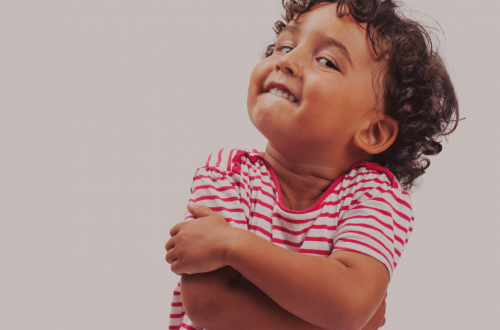 mon enfant mord pourquoi et comment réagir