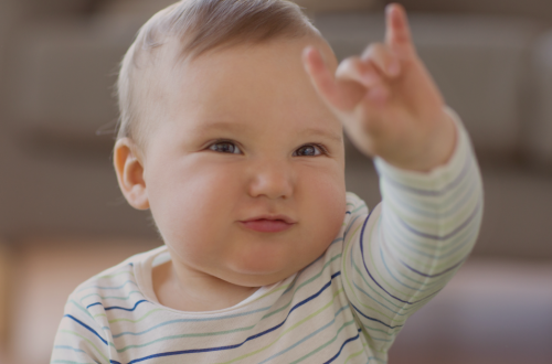 comment signer avec bébé