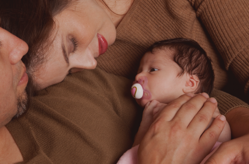 retour de la maternité avec bébé